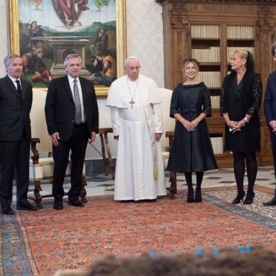 La reunión de Alberto Fernández con el Papa Francisco: un encuentro positivo tras los ásperos antecedentes
