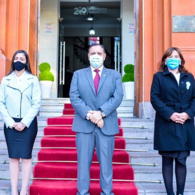 “Es un 25 de Mayo atípico con una celebración donde no podemos juntarnos con el pueblo de La Rioja”