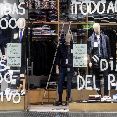 Las ventas por el Día del Padre cayeron 44% pero le dieron un leve respiro a los comercios