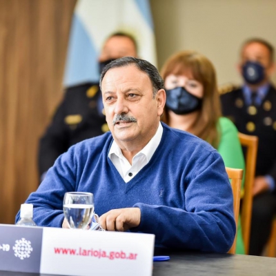 Pagarán el adicional de los 8 mil pesos a policías que están tramitando su retiro