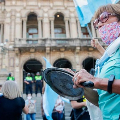 Protestas opositoras en el Obelisco y en ciudades del interior del país