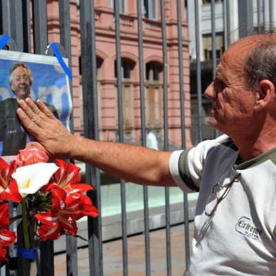 Inician una campaña para conmemorar los 10 años del fallecimiento de Néstor Kirchner