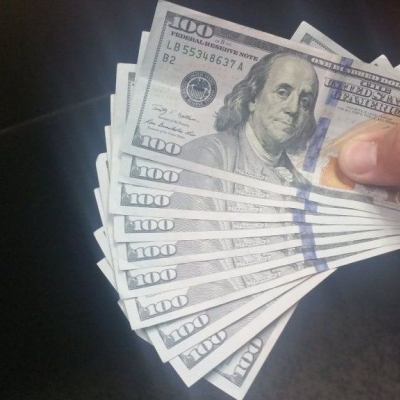 El dólar blue llegó a los 195 pesos