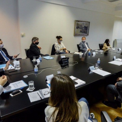 El Gobierno propone ajustar jubilaciones cada 6 meses, por salarios y recaudación