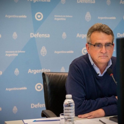 El Gobierno asegura que van a vacunar a "5 millones" de personas por mes desde enero