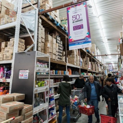 Comerciantes muy entusiasmados con las ventas del Te Re Súper Banco