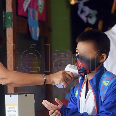 Ratificaron la "presencialidad cuidada" en escuelas de todo el país