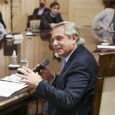 Fernández: el mercado automotriz “es la nave insignia de la industria argentina”