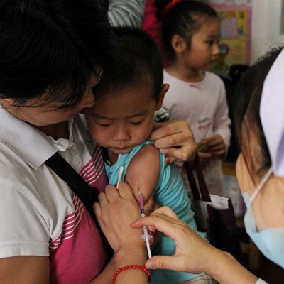 China se prepara para vacunar contra el coronavirus a los menores desde tres años