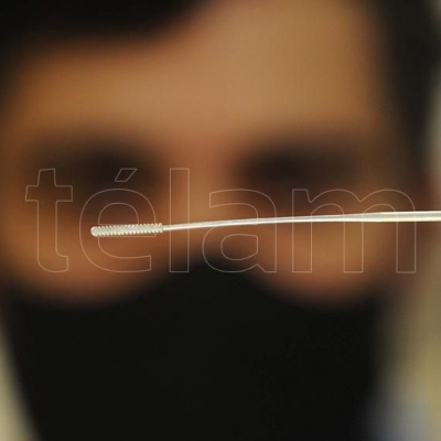 Presentaron un nuevo kit nacional de testeo de antígenos que se producirá en el país