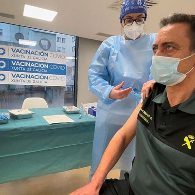 La Ministra de Salud de España cree que hará falta una tercera dosis contra el coronavirus