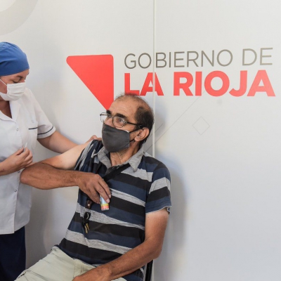 Hay 50 mil riojanos que no completaron su vacunación