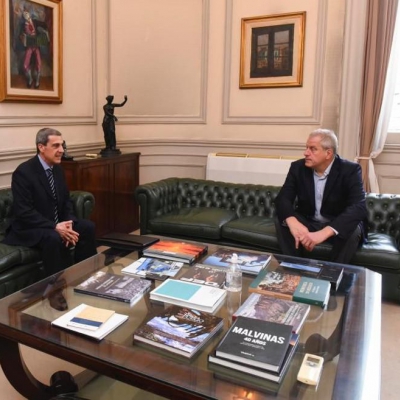 El senador Guerra se reunió con Jaime Perzcyk por Presupuesto de Universidades y becas