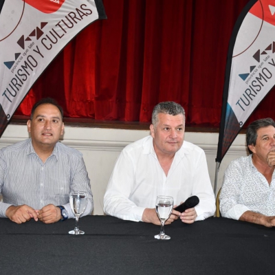 Villa Castelli presentó la 30º Edición del Festival de la Miel y la Alfalfa