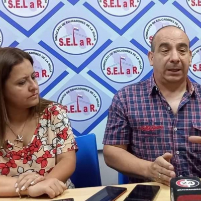 El SELaR recibió la propuesta salarial de Educación de un aumento de 22 mil pesos