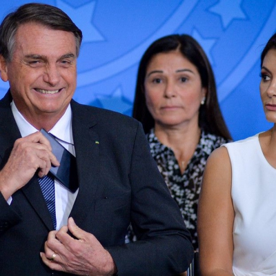 Gobierno de Bolsonaro intentó ingresar ilegalmente joyas a Brasil valoradas en 3,2 millones de dólares