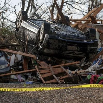 Ascienden a 22 los muertos por las fuertes tormentas y tornados en EEUU
