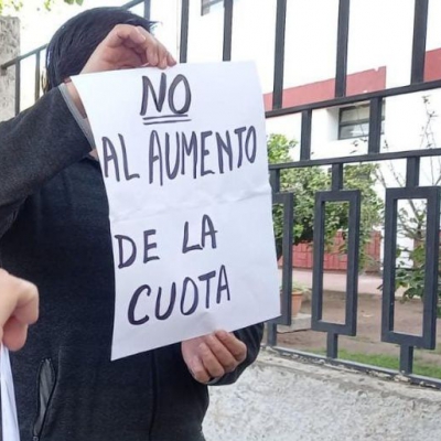 Padres reclaman por aumento "desmedido" de cuota en el Colegio Pío XII