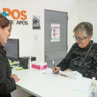 Afiliados de PAMI acceden a la medicación gratuita desde las diferentes FARMAPOS