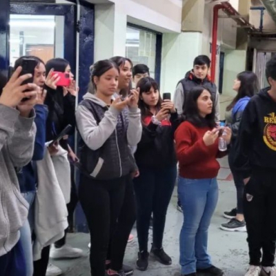 Estudiantes de la EPET visitan fábricas en Capital