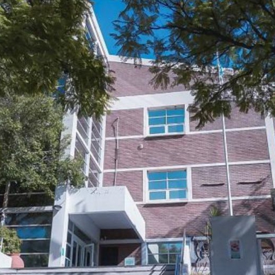 Llaman a concursar para cubrir cargos docentes en la UNLaR