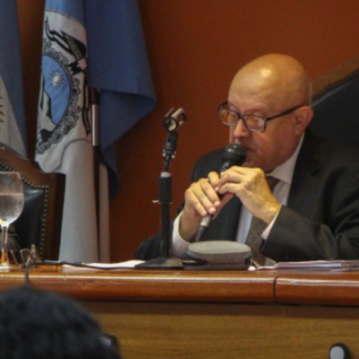 Rector de la UNLaR aseguró que se viene un "ajuste" al Sistema Universitario