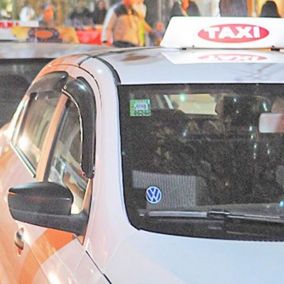 Taxis y remises aumentaron un 40% sus tarifas