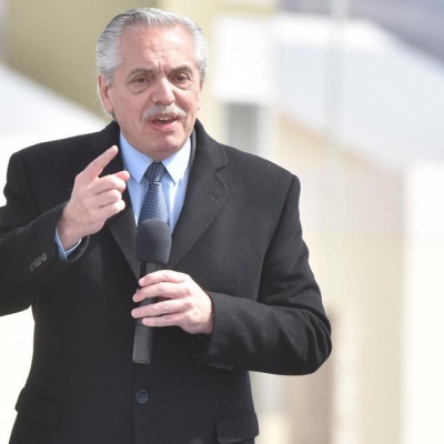 Alberto Fernández denunció persecución contra Maduro