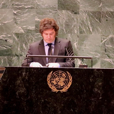 Milei calificó a la ONU de «socialista» y prometió que Argentina ya no será neutral en conflictos internacionales