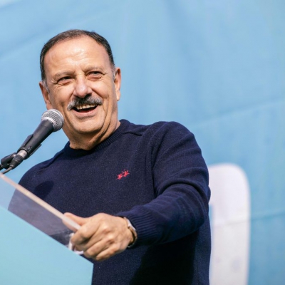 Ricardo Quintela advirtió que Javier Milei “se va a tener que ir” si no cambia sus políticas: “La sociedad va a reaccionar”