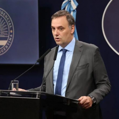 El Gobierno eliminó por decreto el Día del Empleado Público