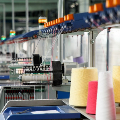 Trabajan en los últimos detalles para la implementación del Polo Textil Cooperativo