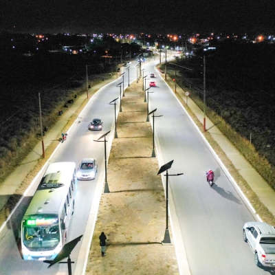Ponen en funcionamiento las luces para el puente del B° Néstor Kirchner