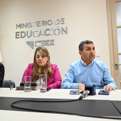 Educación lanza concurso para 172 cargos jerárquicos en todos los niveles