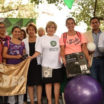 La Ministra de Salud entregó elementos deportivos para centros primarios de salud