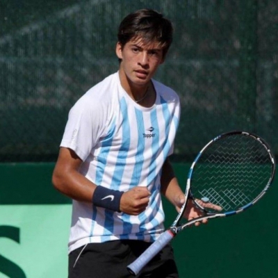 Un tenista argentino llegó al número uno del ranking junior