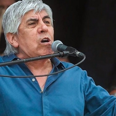 Para Hugo Moyano, es un "error" que la CGT no pida un bono de fin de año