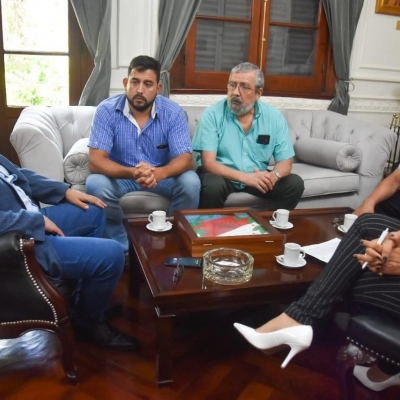 El gobernador evaluó alternativas para atenuar crisis en el transporte de Chilecito