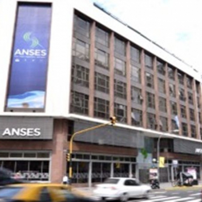 Gobierno postergó por 60 días el pago de préstamos de 17 provincias a la Anses