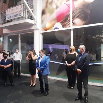 Gobernador inauguró la farmacia de la obra social provincial APOS