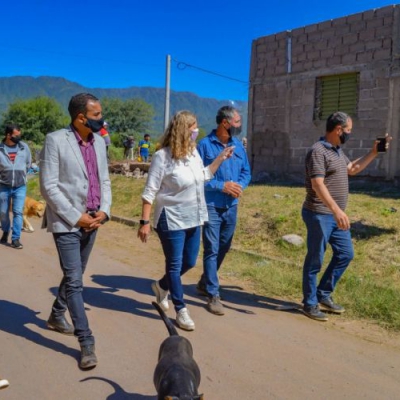 Construyen viviendas en asentamiento de la Capital