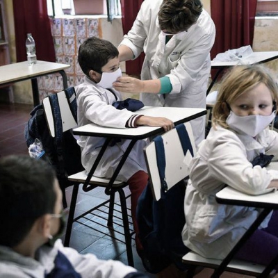 Redoblan esfuerzos ante el incontrolable incremento de contagios y muertes por coronavirus