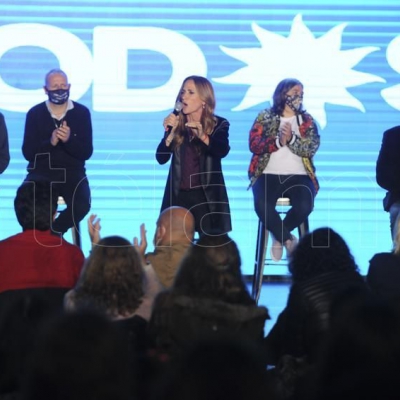 Referentes del FdT reafirmaron el compromiso de escuchar el mensaje de la ciudadanía