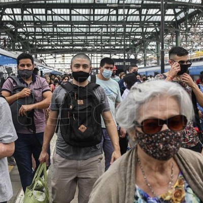 Se reportó la menor tasa de muertes por Covid desde el comienzo de la pandemia