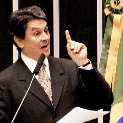 Un aliado de Bolsonaro se atrincheró, hirió a policias y se entregó