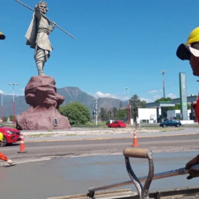 Comenzaron las obras en la rotonda del Chacho Peñaloza