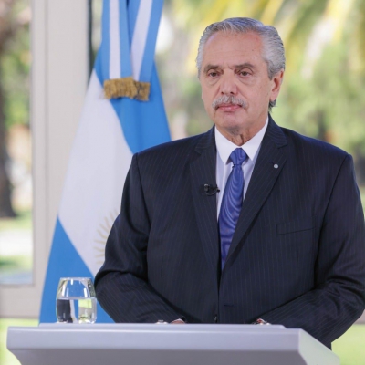 "Deja a la democracia como rehén de un grupo de jueces"