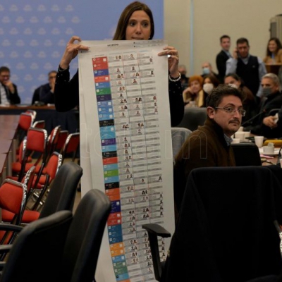 El proyecto de Boleta Única de Papel logró dictamen en comisiones del Senado