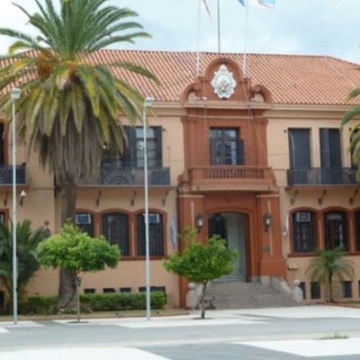 El gobernador Quintela anunció aumento salarial para trabajadores estatales