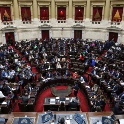 Diputados abre el debate sobre la reforma de la ley de DNU para intentar limitar a Milei